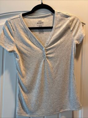 Pink Republic Light Gray Ribbed Short-Sleeve Henley Tee